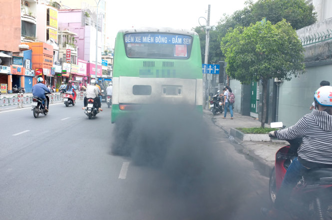 Khói bụi giao thông, khói bụi công nghiệp gây viêm mũi dị ứng